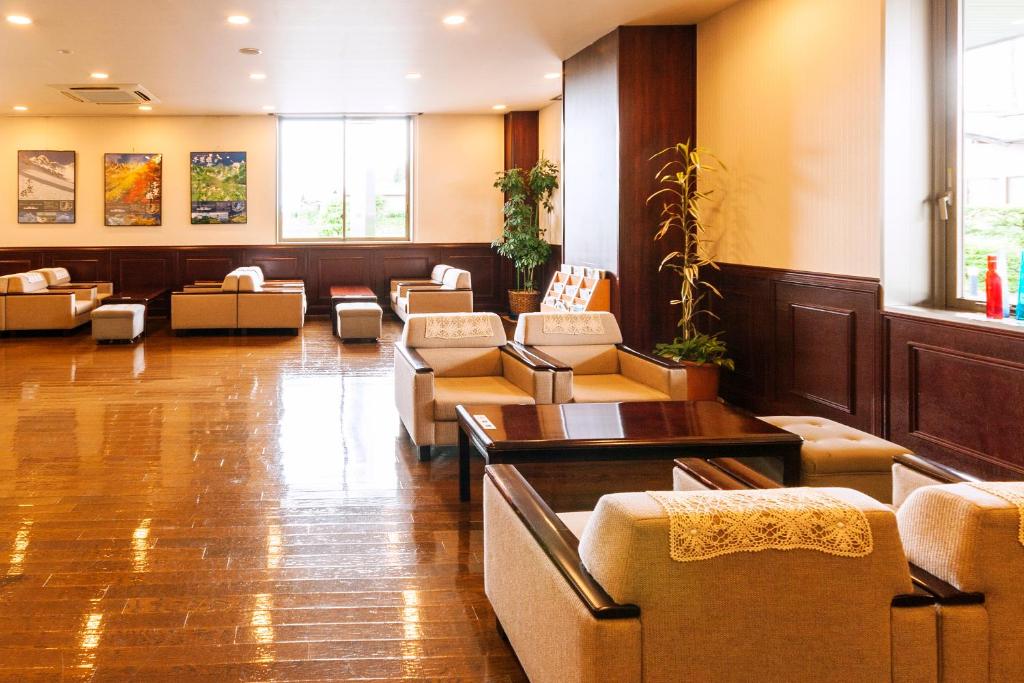 Posezení v ubytování Komagane Premont Hotel