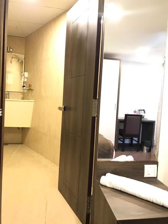 Hotel Royal Inn - Electronic City - Chambre De Luxe