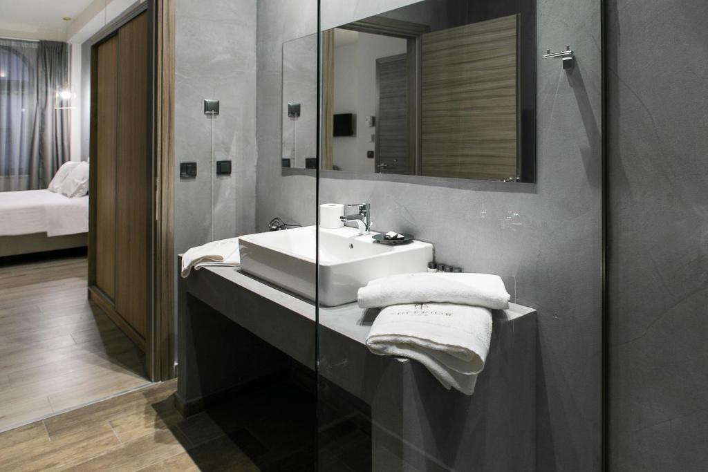 Superior One Boutique Hotel - Resim 37