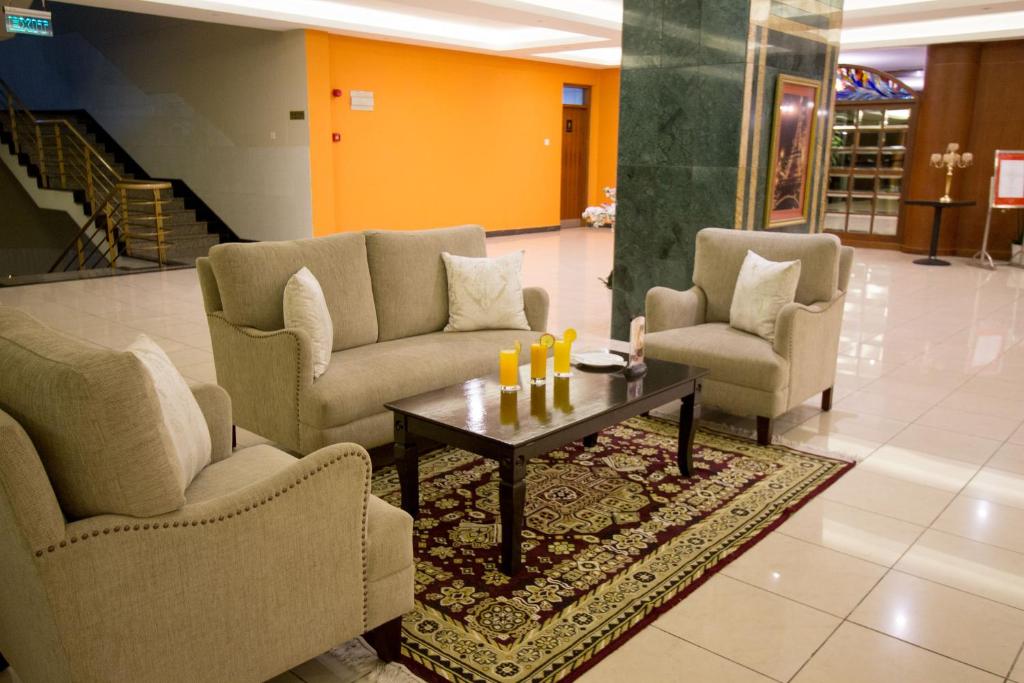 Posezení v ubytování The Panari Hotel - Near Jomo Kenyatta International Airport