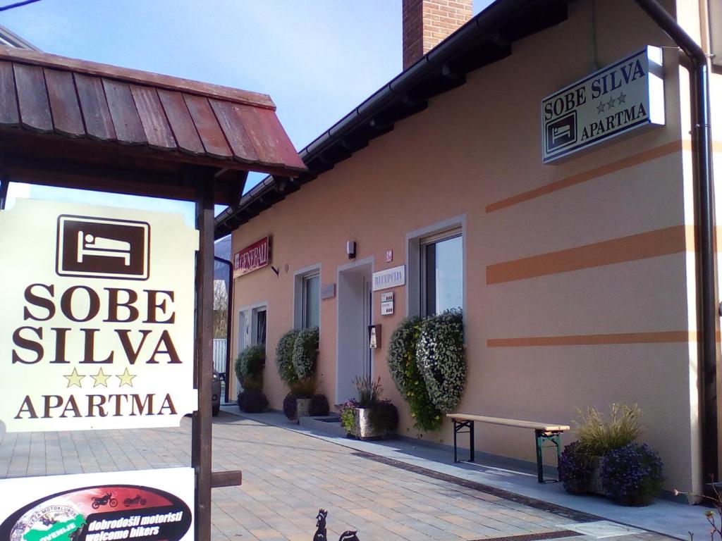 Certifikát, hodnocení, plakát nebo jiný dokument vystavený v ubytování Guesthouse Sobe Silva