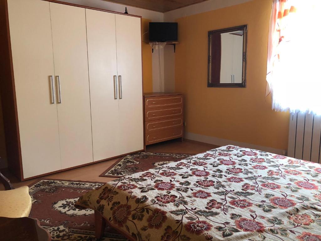 Postel nebo postele na pokoji v ubytování Homestay Adele