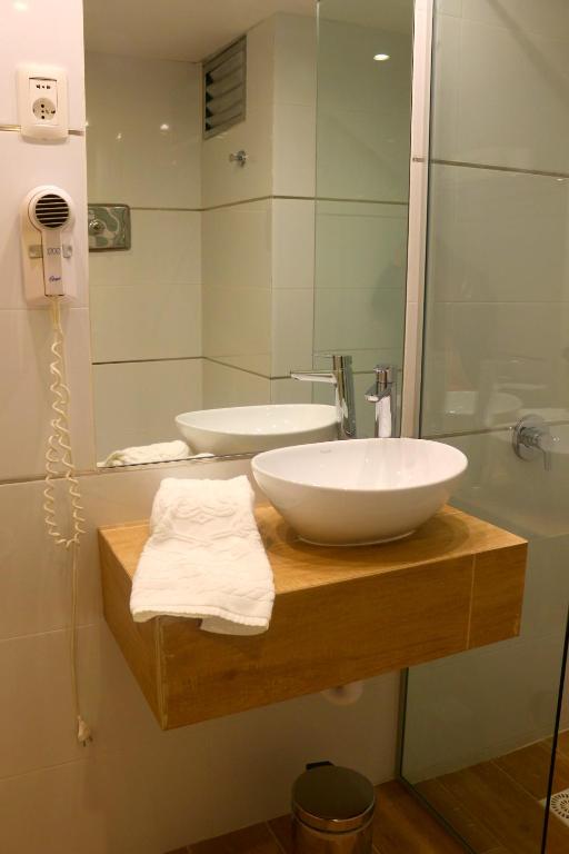 Koupelna v ubytování Hotel Alhambra