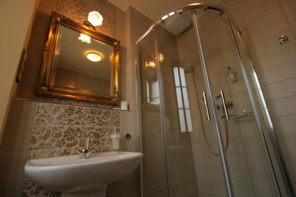 Koupelna v ubytování Hotel Octarna - Free parking