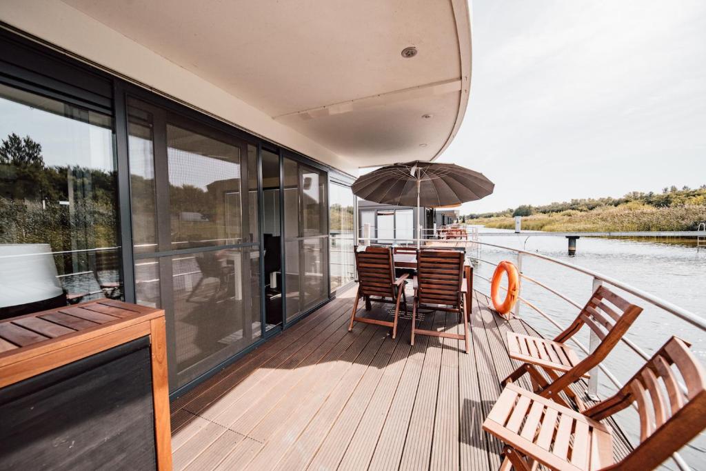 Goitzsche Resort - Barco De La Casa - Apariencia