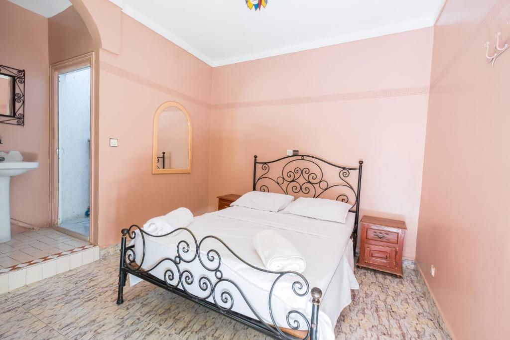 Hotel Central Palace - Tweepersoonskamer Met Eigen Badkamer