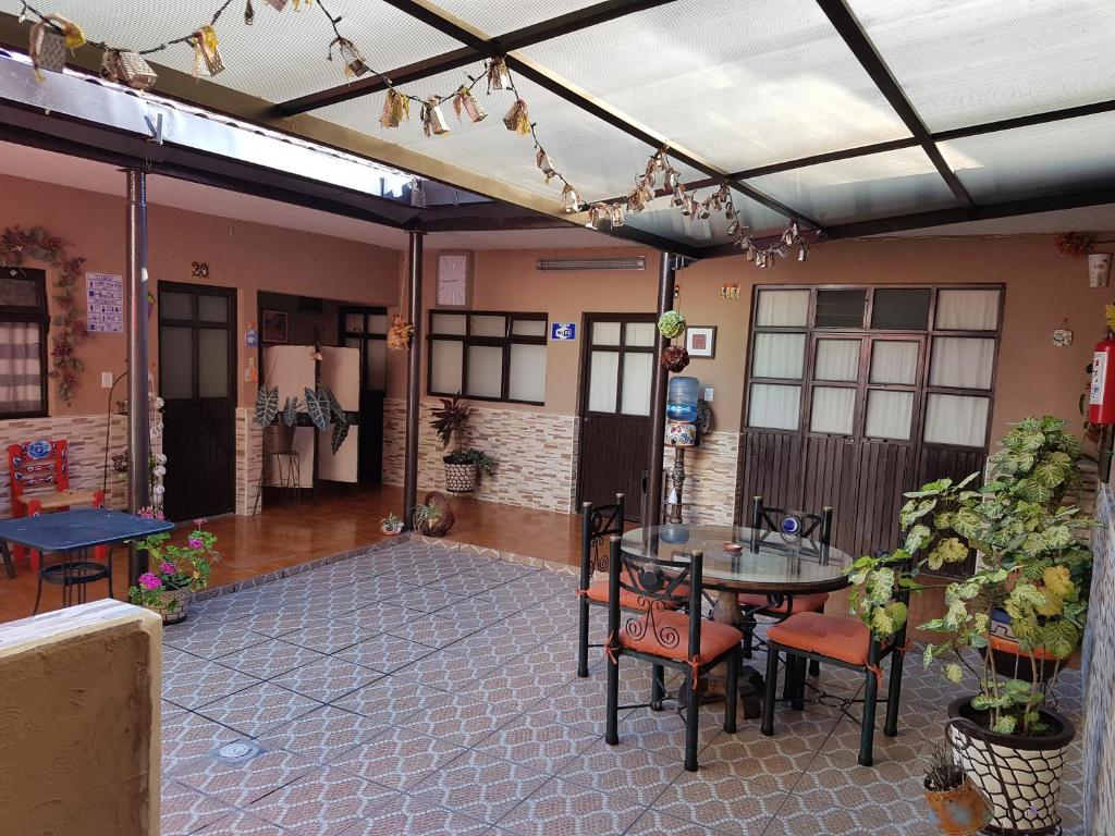 Restaurace v ubytování Hotel Nuevo Cupatitzio