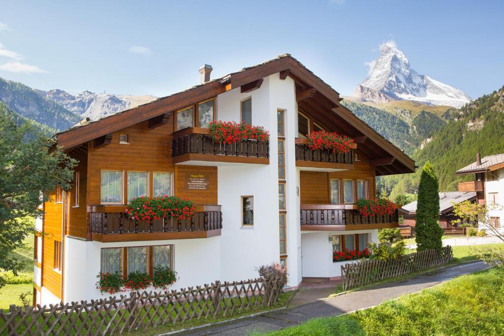 Galeriebild der Unterkunft Haus Pan in Zermatt