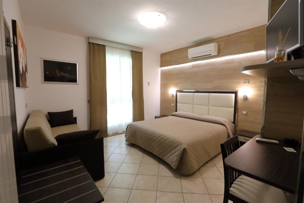 Il Villino Agriturismo B&B - Habitación King Con Bañera De Hidromasaje