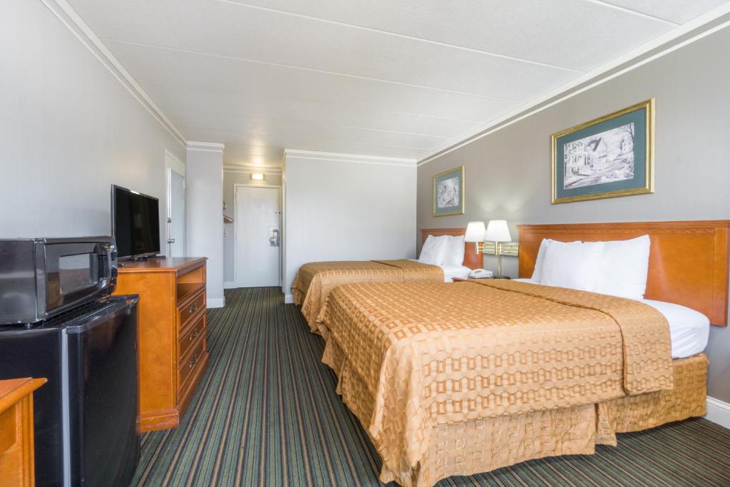 Days Inn by Wyndham Columbus East Airport - Habitación Doble Con Dos Camas Dobles - Fumadores