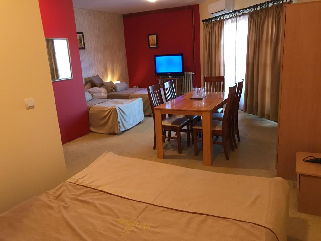 Hotel Dva Goluba - Family Room