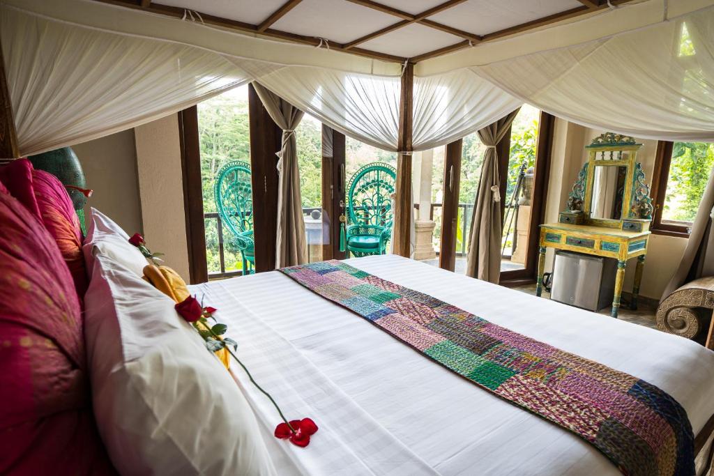 Villa Kalisat Resort - 12