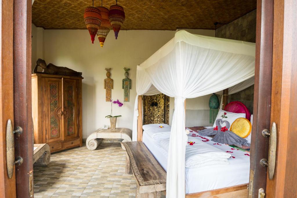 Villa Kalisat Resort - 11