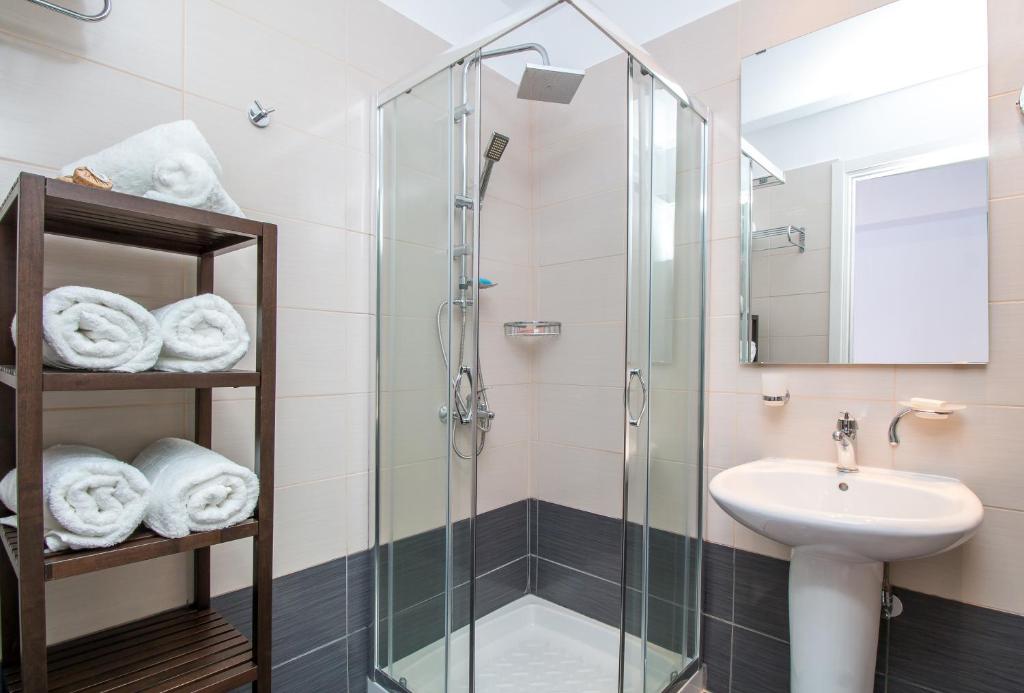 Danezis City Stars Boutique Aparthotel - 17