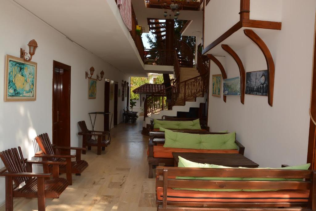 Posezení v ubytování Kaliptus Hotel