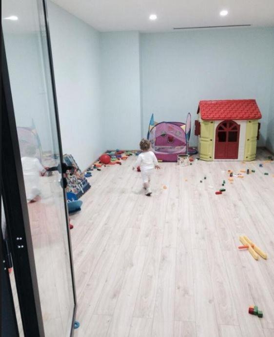 Dětský klub v ubytování David APT on Bakuriani Orbi Palace