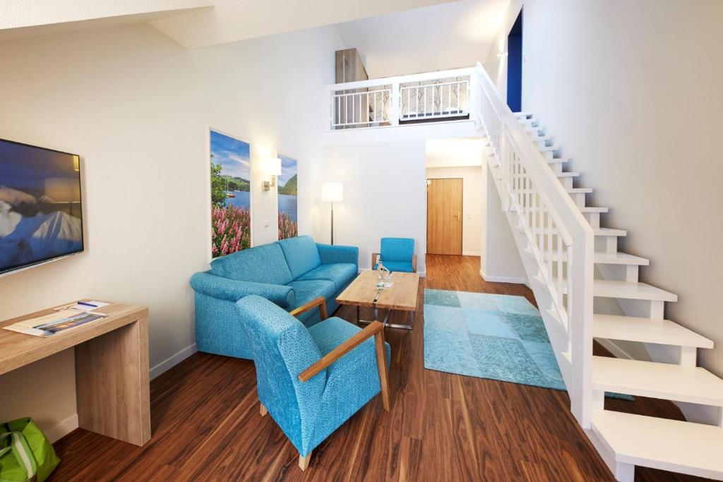 Posezení v ubytování Göbel's Seehotel Diemelsee