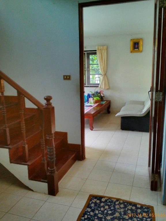 Young and Beautiful - 8