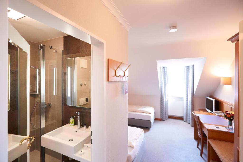 Koupelna v ubytování Hotel Alter Wirt