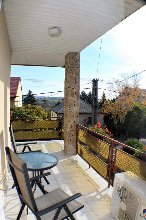 Balkón nebo terasa v ubytování Altan Apartments