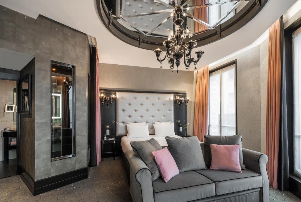 
Executive King Suite with Sofa Bed
