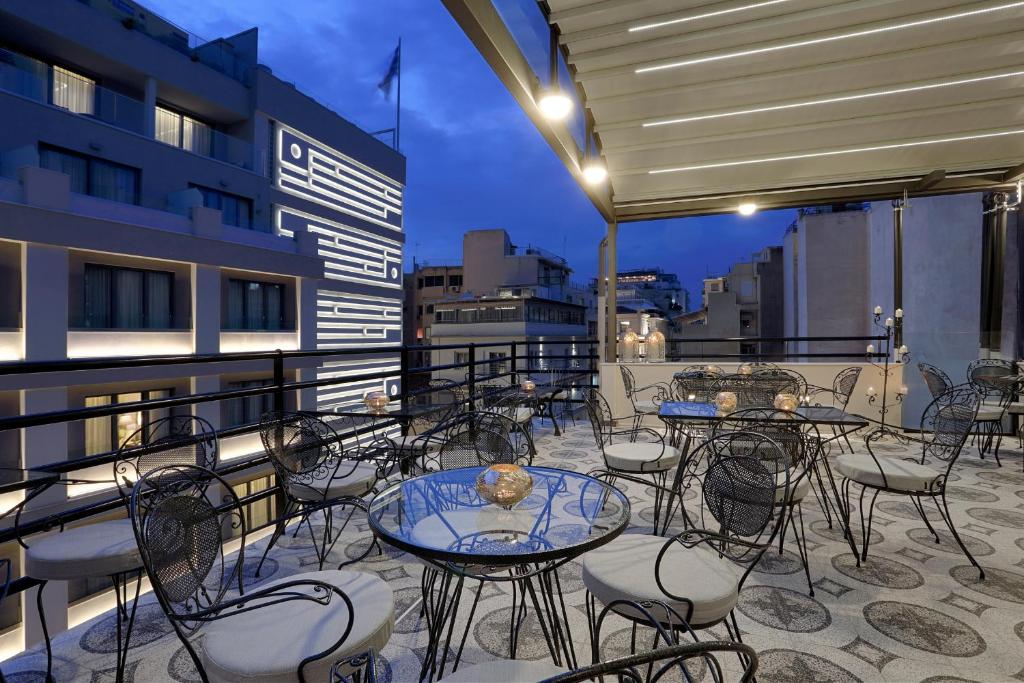 V1935 Luxurious Apartments - Resim 9