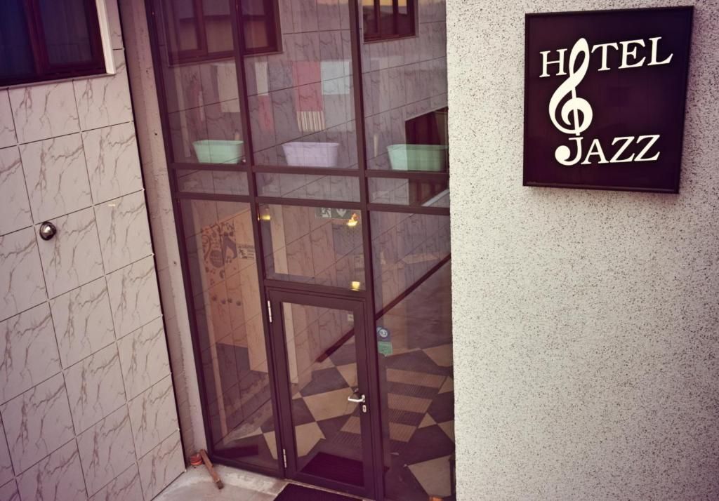 Certifikát, hodnocení, plakát nebo jiný dokument vystavený v ubytování Hotel Jazz - By Keflavik Airport - Reykjavik - Iceland