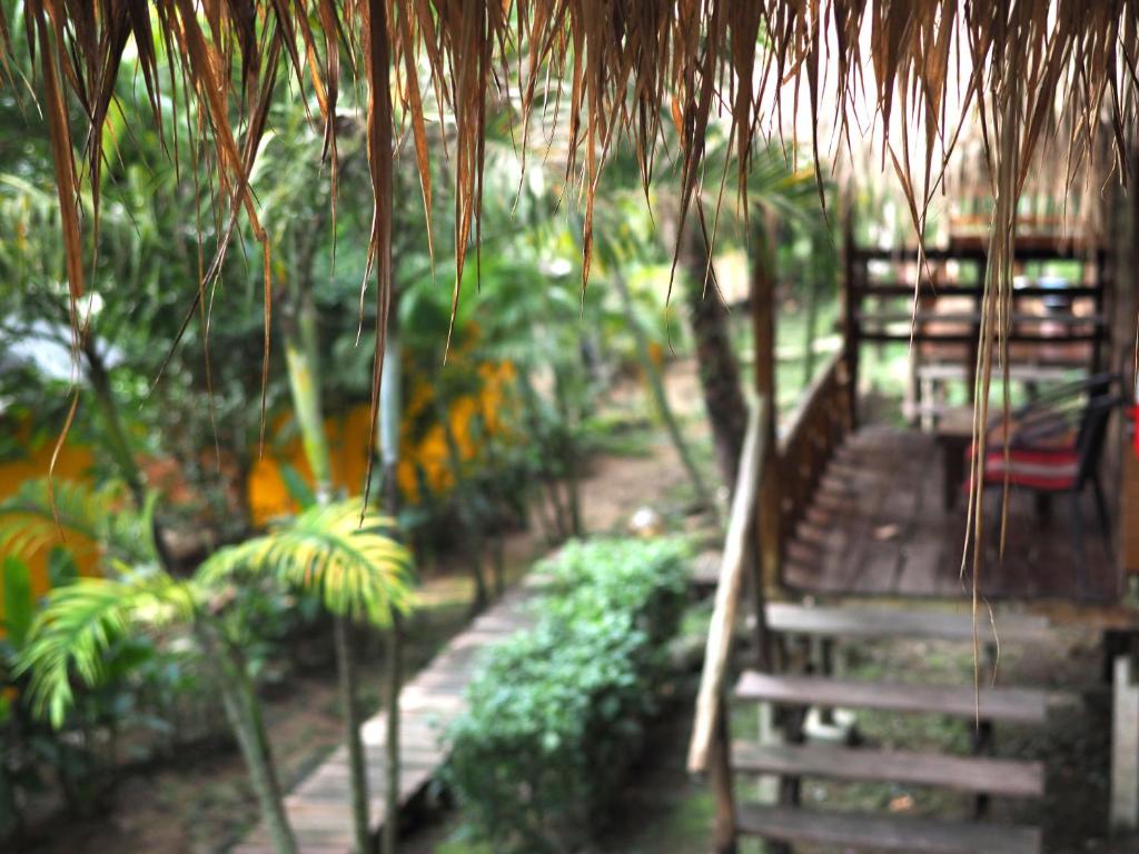 LITTLE EDEN Bungalows - 13