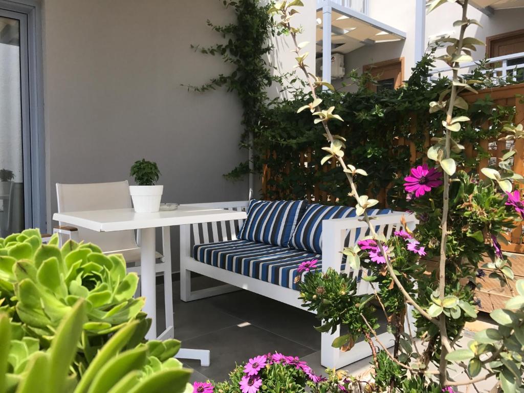 Balkón nebo terasa v ubytování Athina Residence