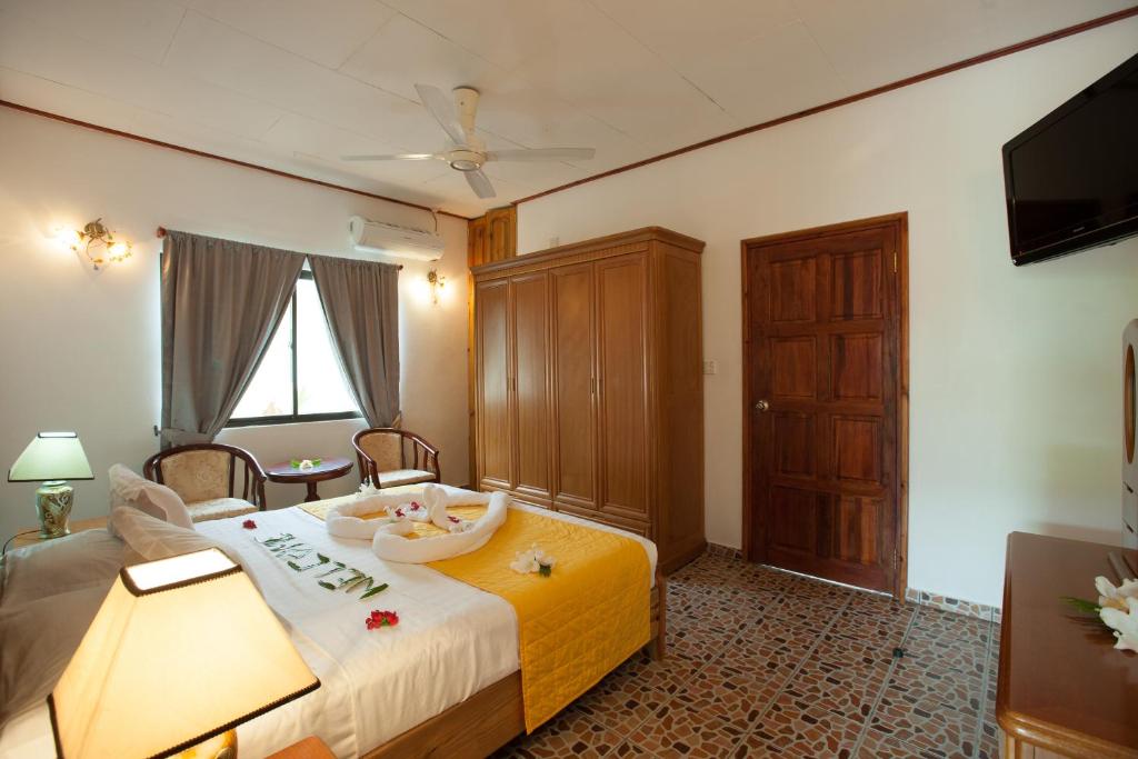 Orchid Self Catering Apartment, La Digue – Updated 2022 Prices