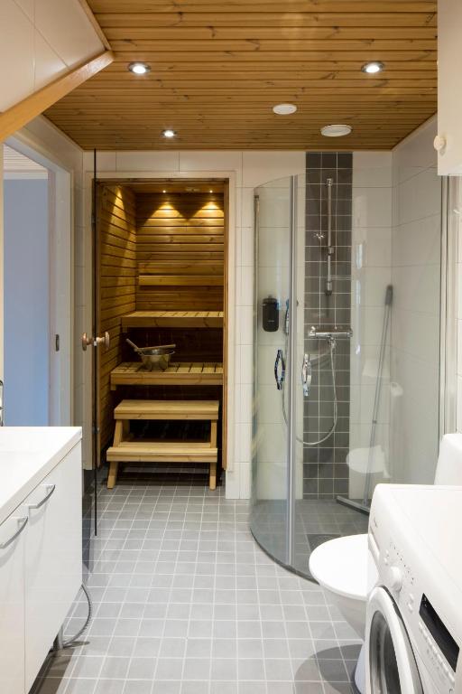 Ванная комната в Holiday Club Salla Apartments