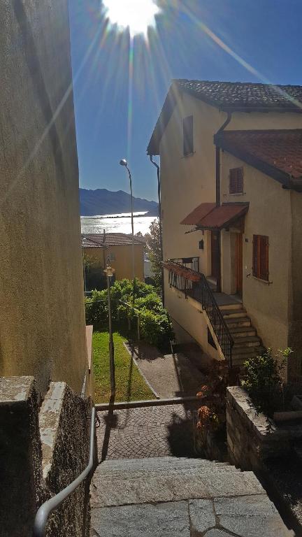 Rose Apartment by Quokka 360 - refined two-bedroom apartment with garden - Resim 37