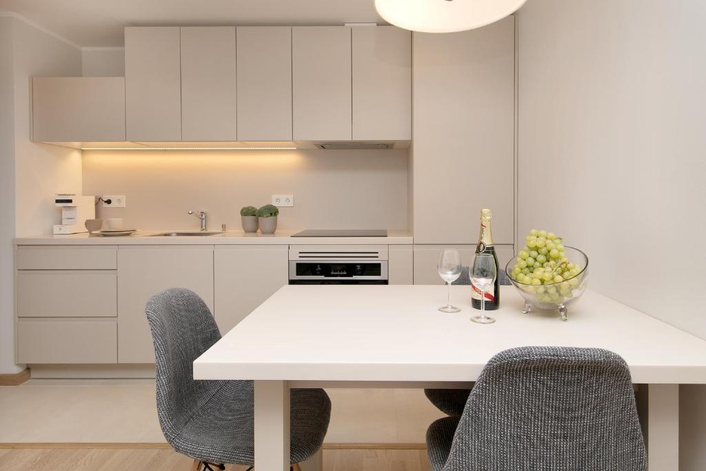 8ERA Business Executive Rotermanni Apartments - 