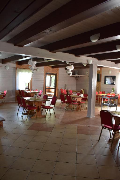 Restaurace v ubytování Gosciniec Uzmauda