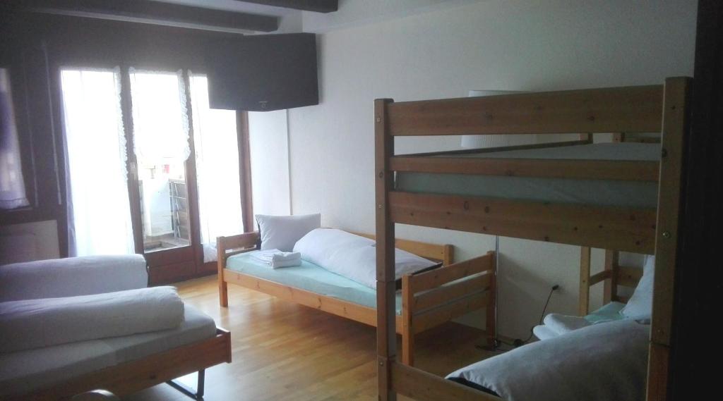 Postel nebo postele na pokoji v ubytování Minster Hotel