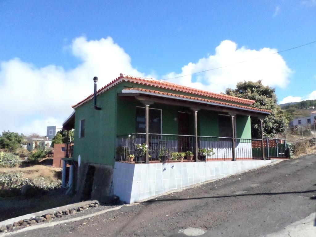 une serre au bord d'une route dans l'établissement Casa Marco, à Puntagorda