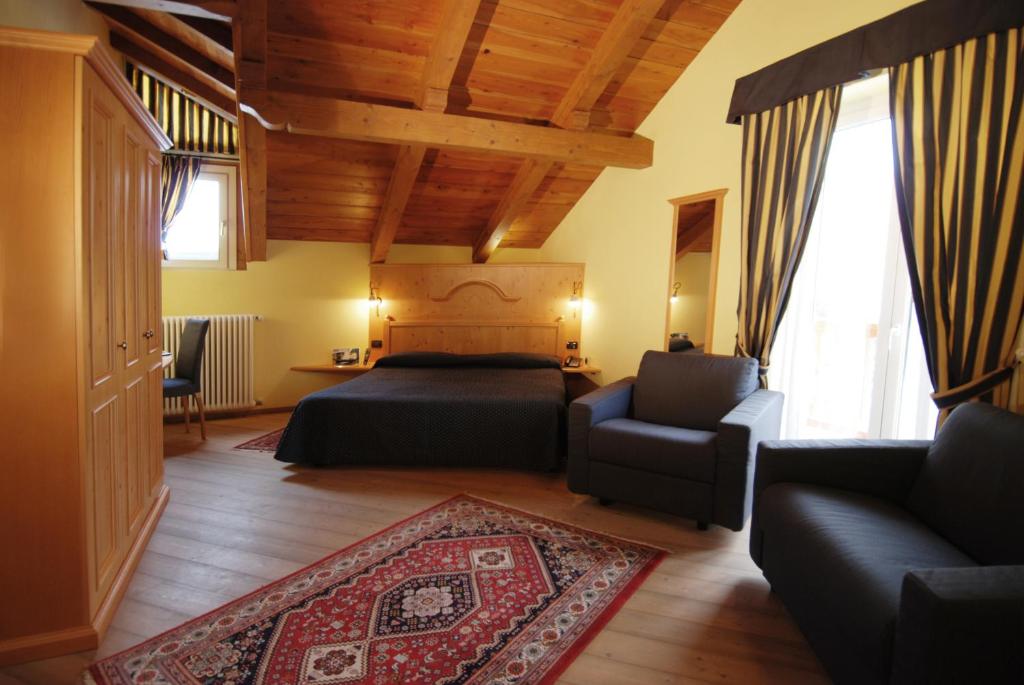 Posezení v ubytování Hotel Bes & Spa