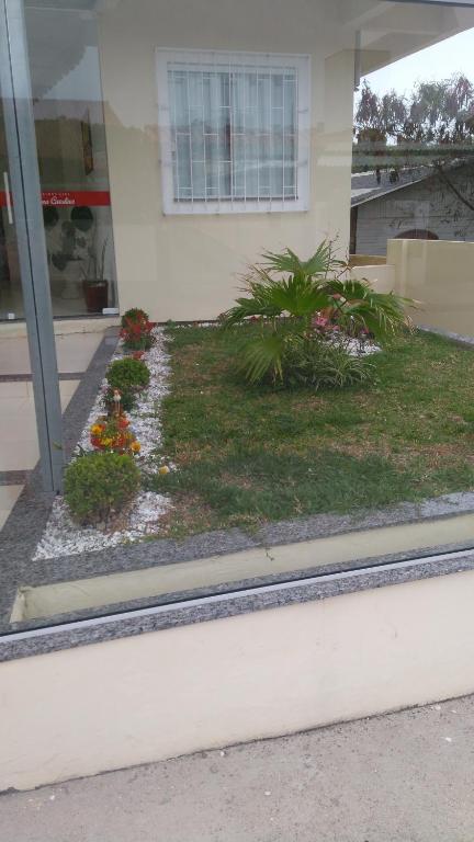  Apartamento novo 450 mt da praia Ingleses