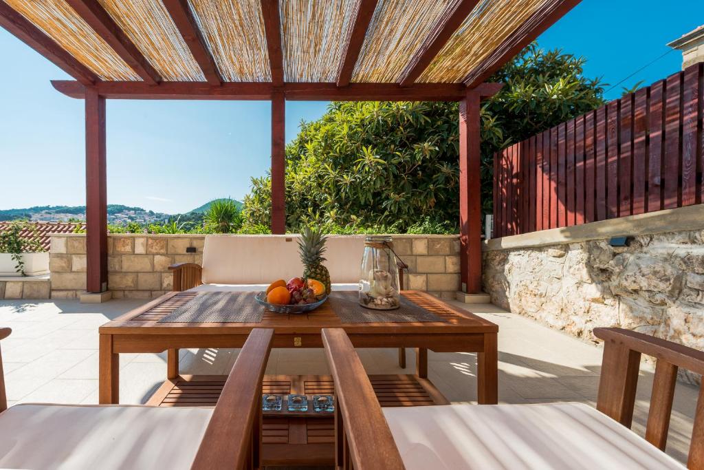 Apartments Miljas 2 - 17