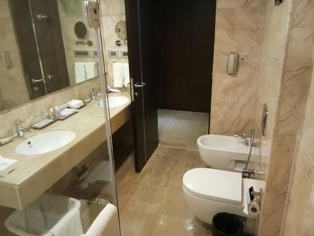 Koupelna v ubytování Fortune Select Grand Ridge, Tirupati - Member ITC Hotels' Group