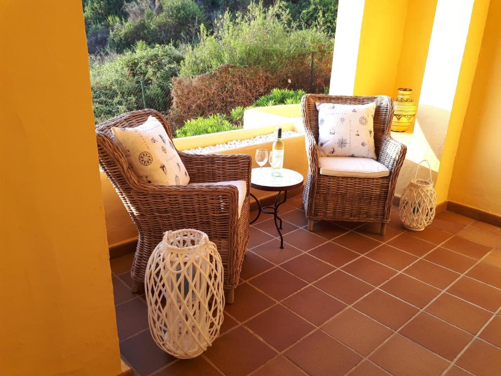 Posedenie v ubytovaní Apartment Duquesa Village