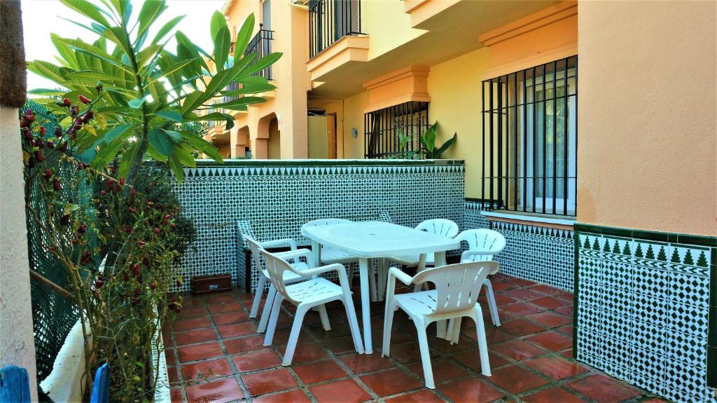 Chalet Biarritz, Torremolinos, Spain - Booking.com