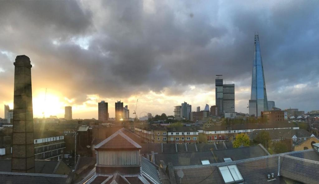 The Maltings Tower Bridge Apartment - 带阳台的公寓