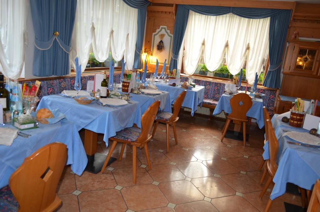 Restaurace v ubytování Hotel Stella Alpina