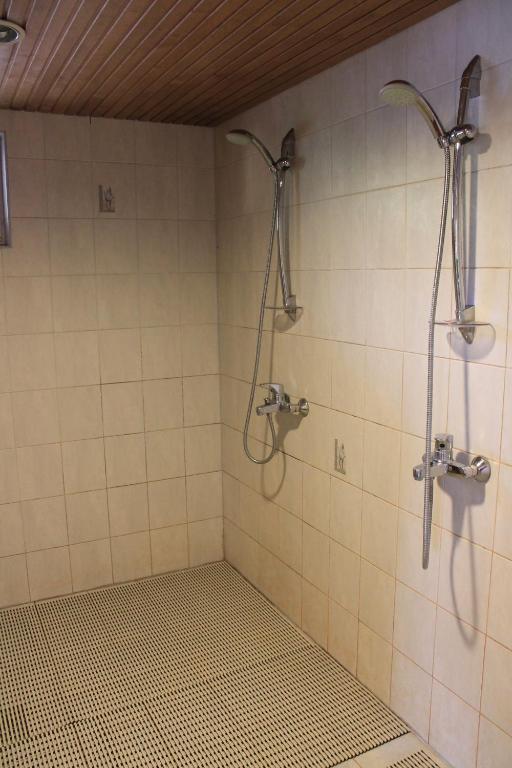 Koupelna v ubytování Vanasauna Guesthouse