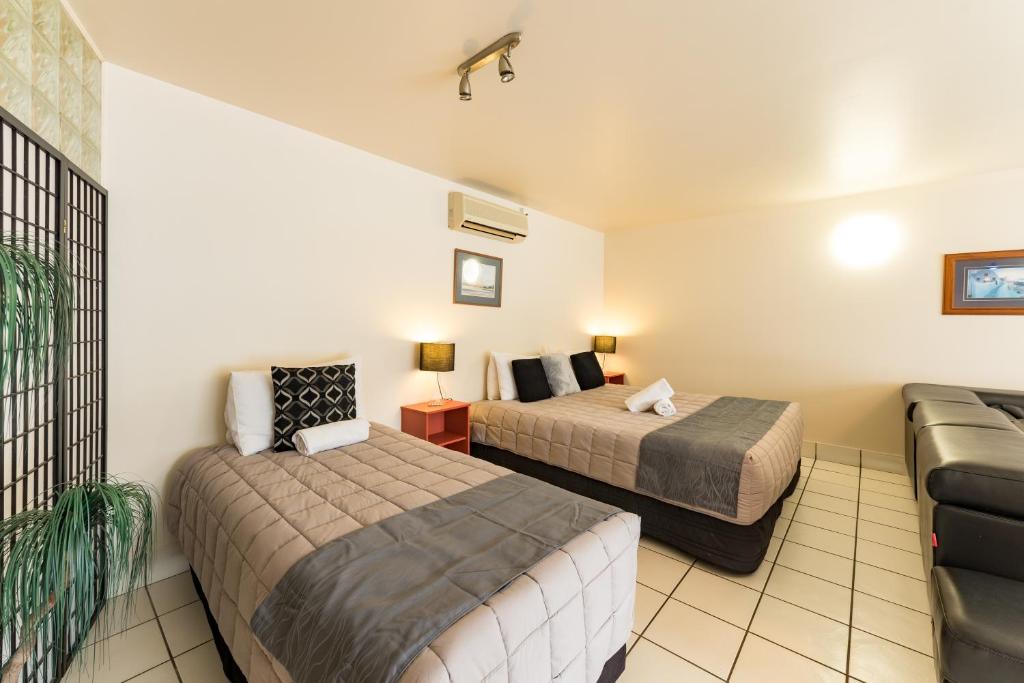 Dolphin Motel - Resim 5