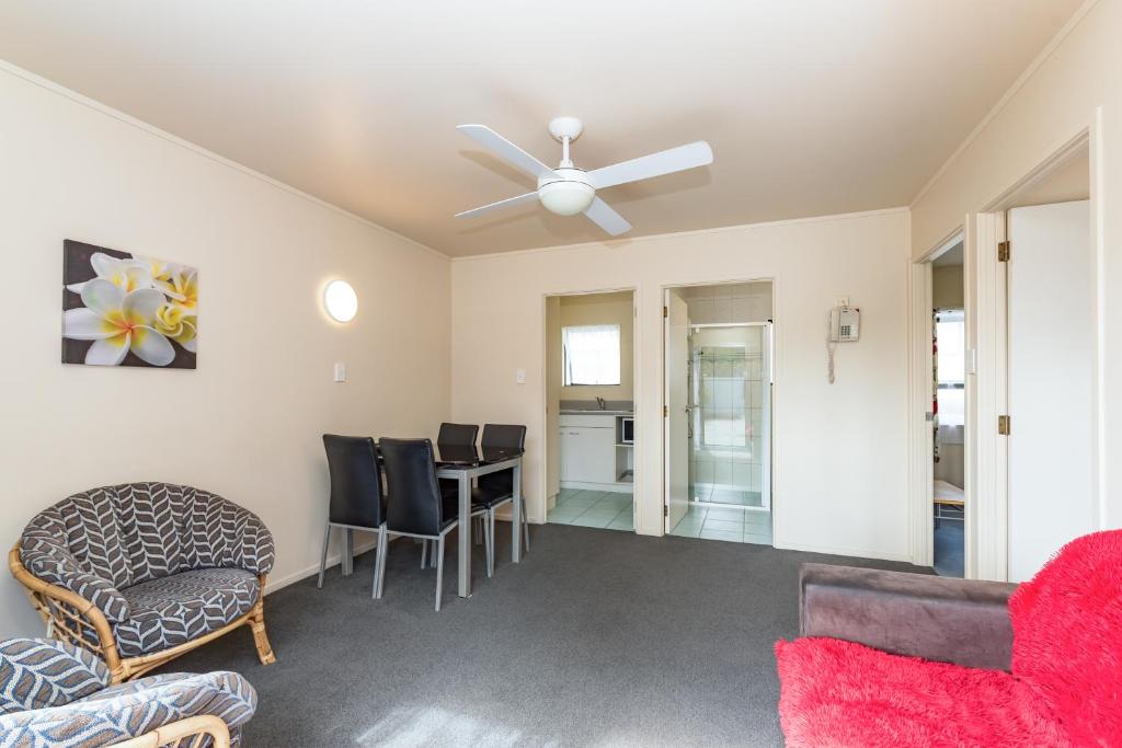 Dolphin Motel - Resim 22