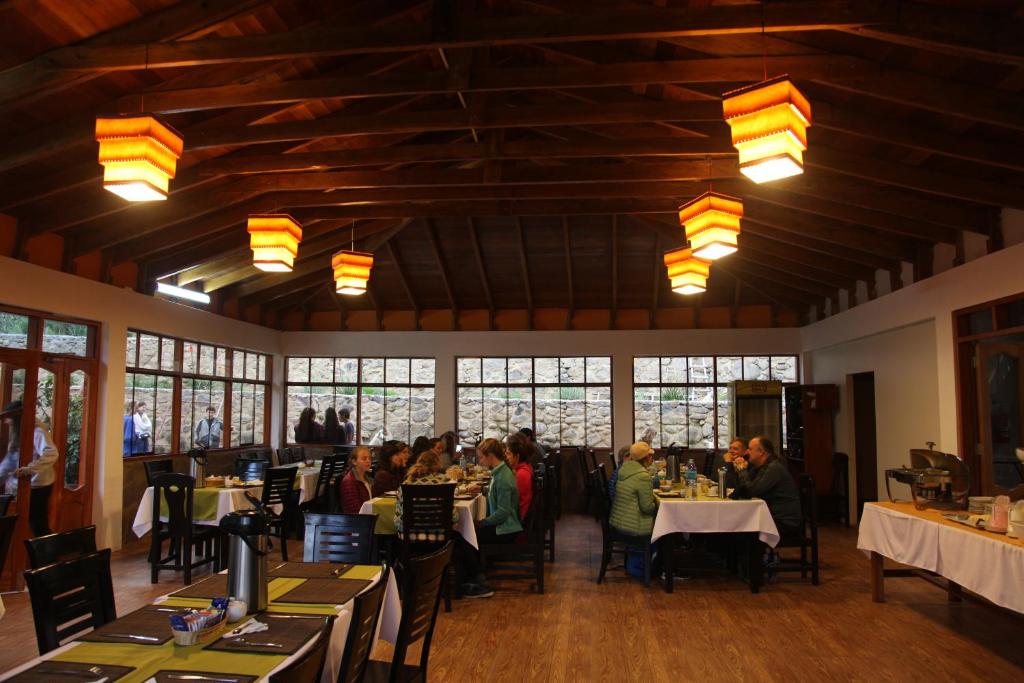 Restaurace v ubytování Tunupa Lodge Hotel