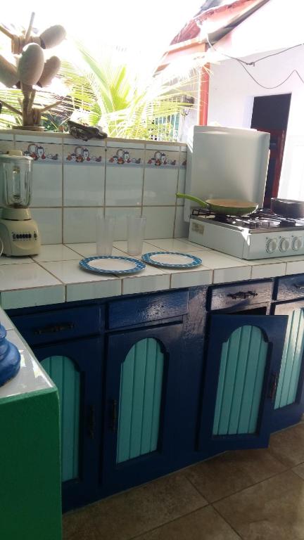 Kuchyň nebo kuchyňský kout v ubytování Hostal Mochilas