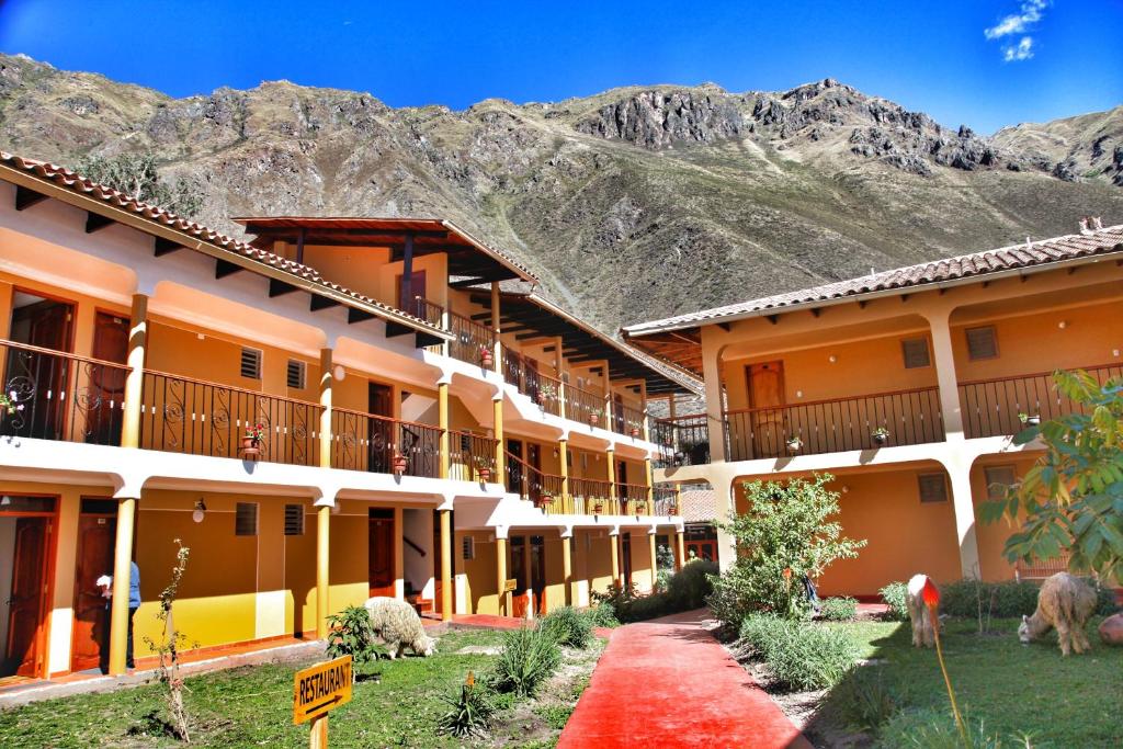 Imagen de la galería de Tunupa Lodge Hotel, en Ollantaytambo
